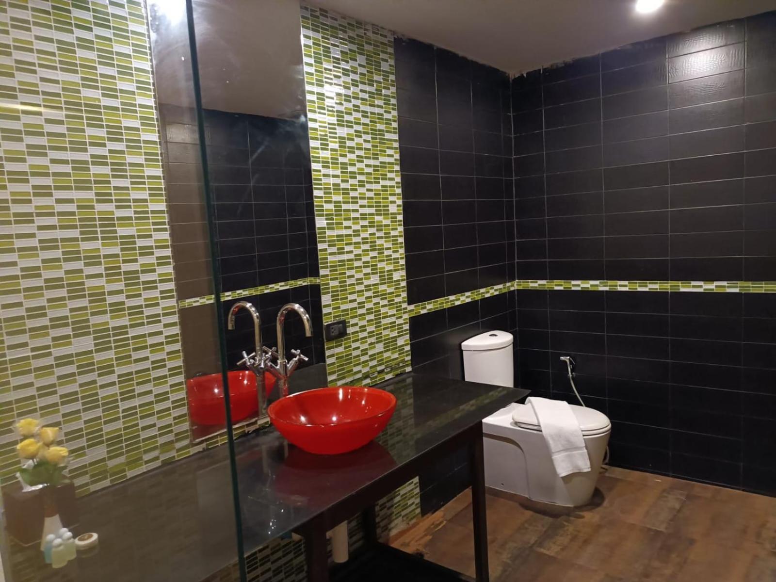 Aura Inn Rooms Pattaya Extérieur photo
